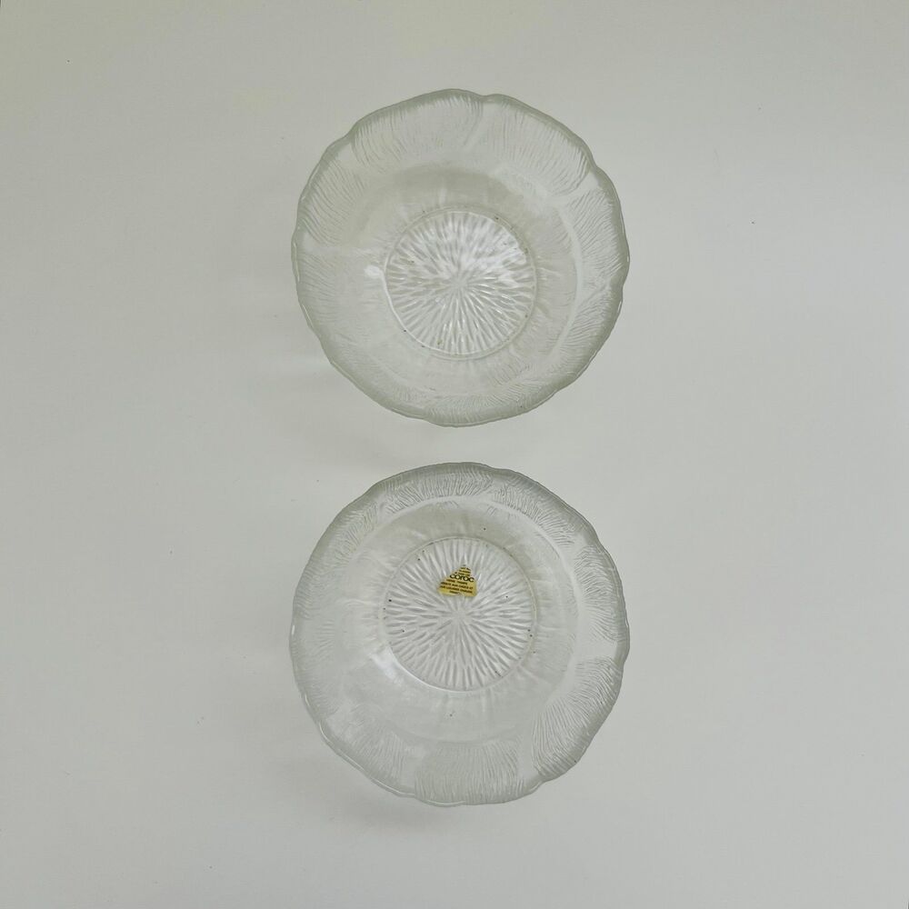 ARCOROC Fleur Clear Pressed Glass Raised Floral Petal Small Fruit Bowl, Set of 2